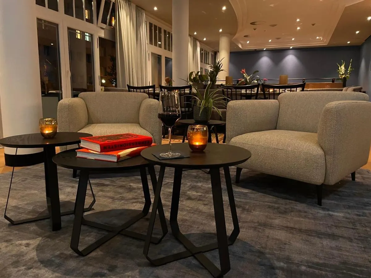 ****  New Berlin Hotel Germany