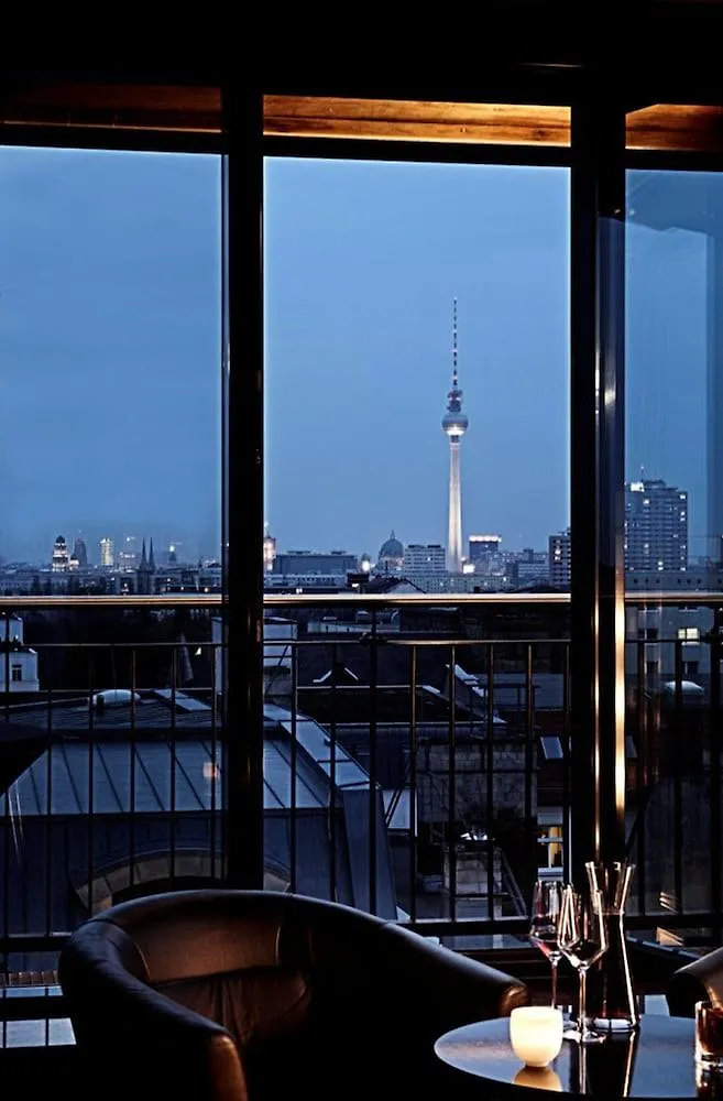 New Berlin Hotel 4*,  Germany