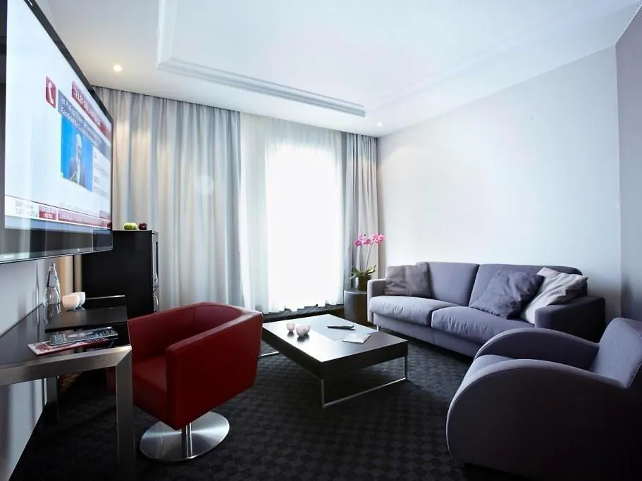 New Berlin Hotel