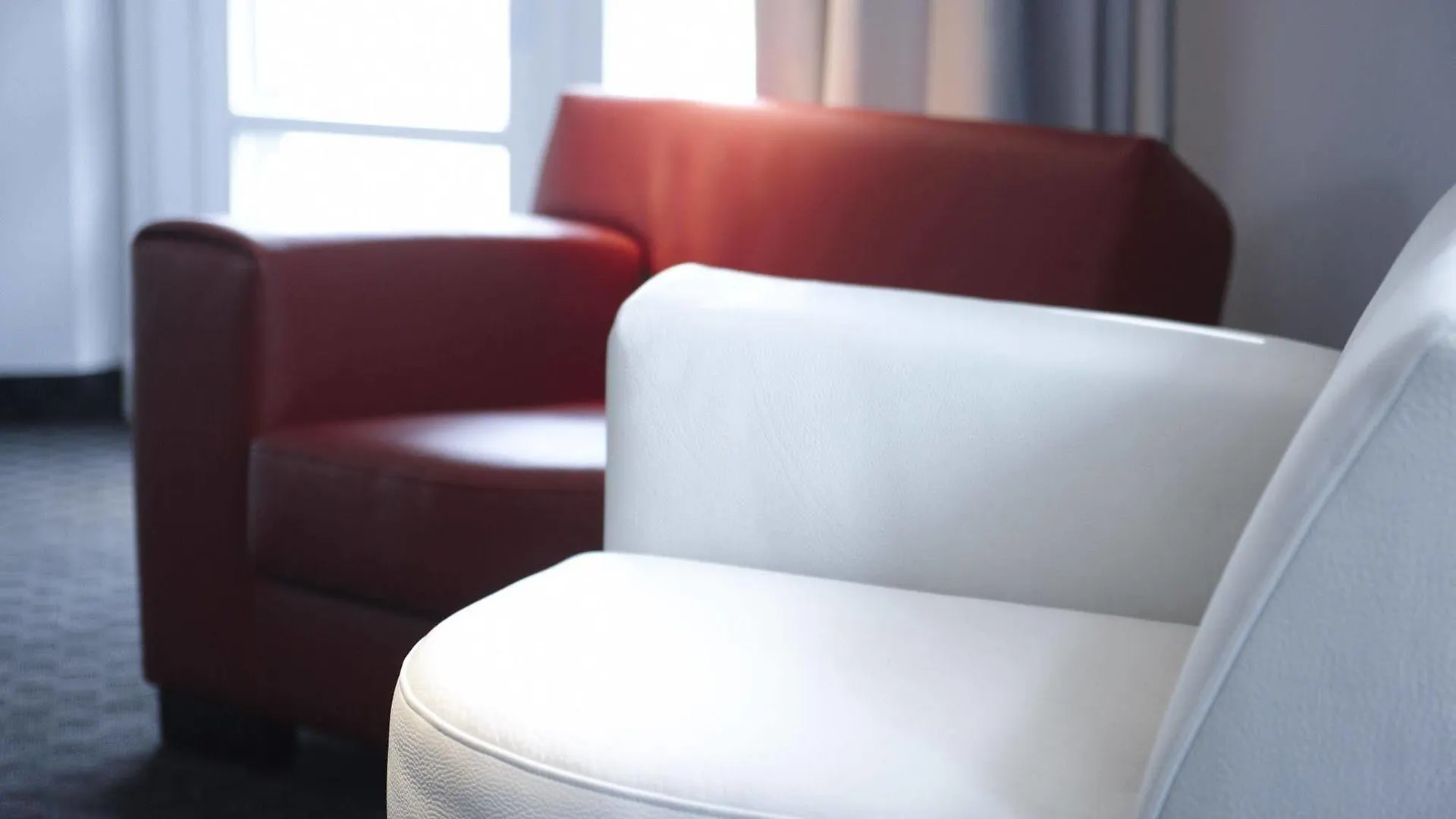 New Berlin Hotel 4*,