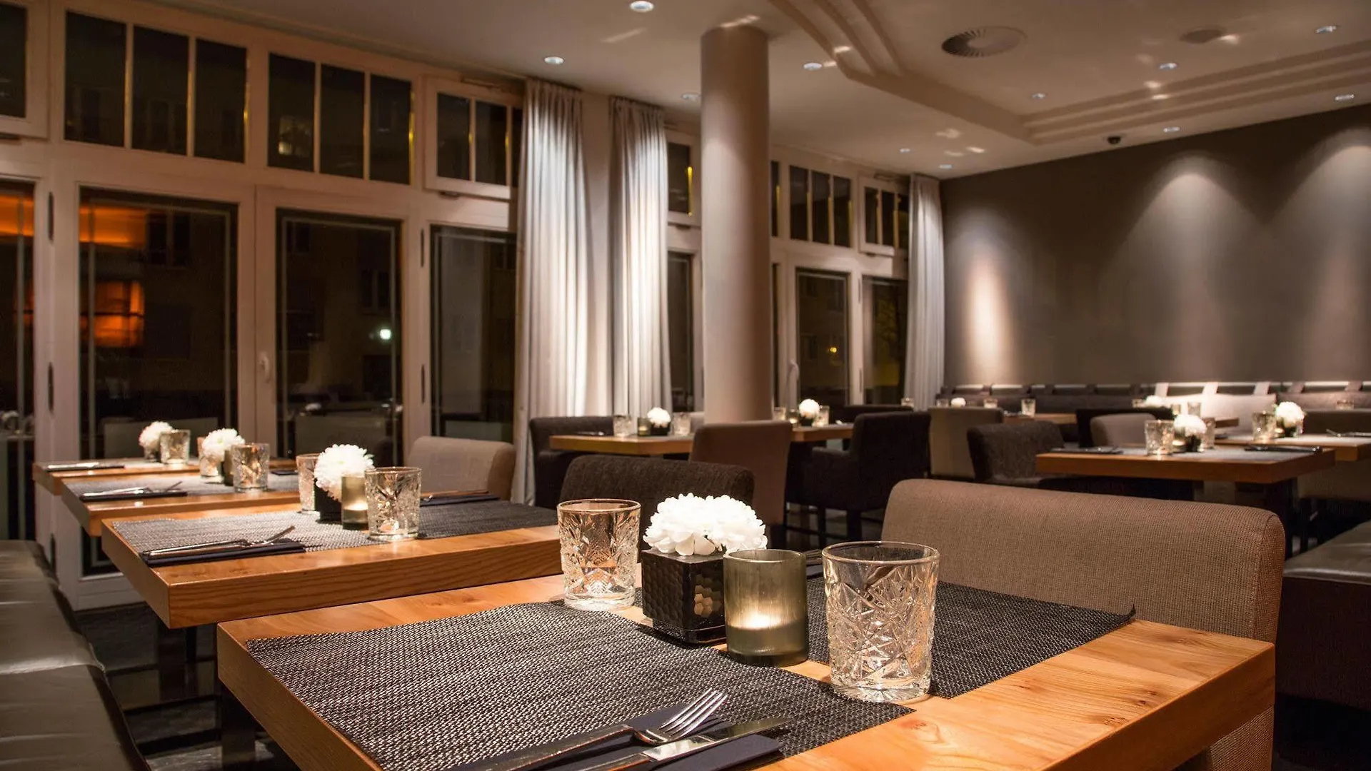 New Berlin Hotel